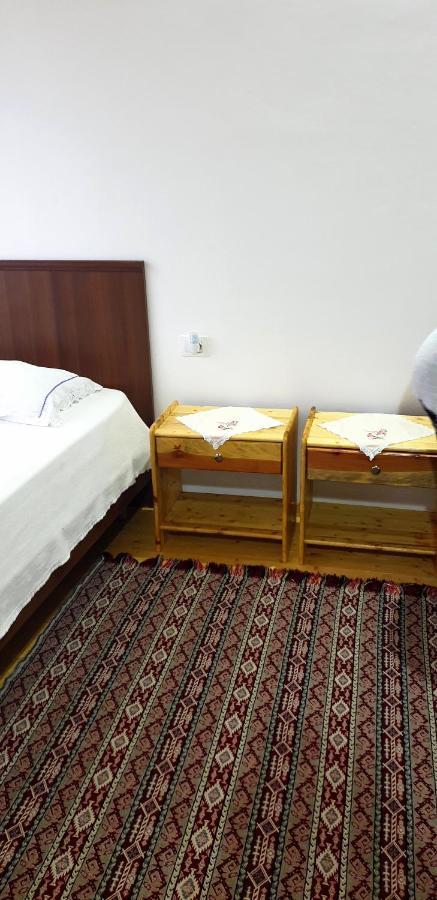 Bujtina Peshtan Guesthouse&Camping Tepelene Exteriér fotografie